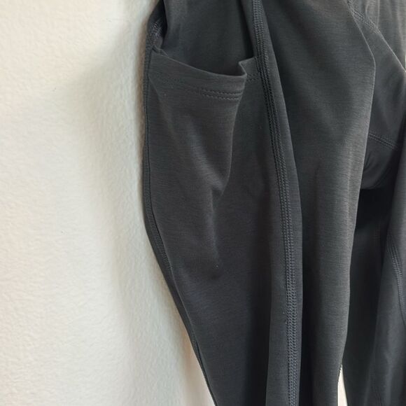 REI Co-Op 3/4 Tight Padded Black Cycling Bike Pants Size Small - Picture 4 of 12